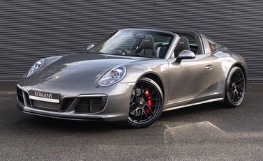 Porsche 911 Targa 4 GTS (991.2) 2