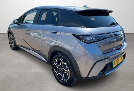 BYD Dolphin 150kW Design 60.4kWh 5dr Auto