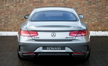 Mercedes-Benz S Class S63 Coupe 15