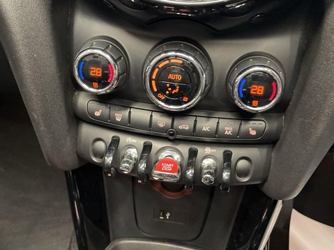 Mini Convertible 1.5 Cooper Classic Convertible 2dr Petrol Manual Euro 6 (s/s) (136 ps) PDC- 25