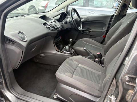 Ford Fiesta ZETEC 10