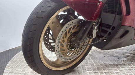 Honda ST 2001 24K RUNNING PROJECT BIKE SPARES OR REPAIR TOURER 1100CC 25
