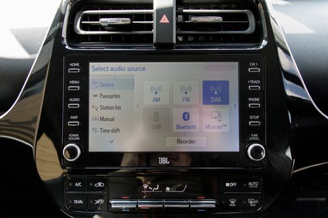 Toyota Prius EXCEL 24