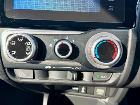 Honda Jazz I-VTEC SE 34