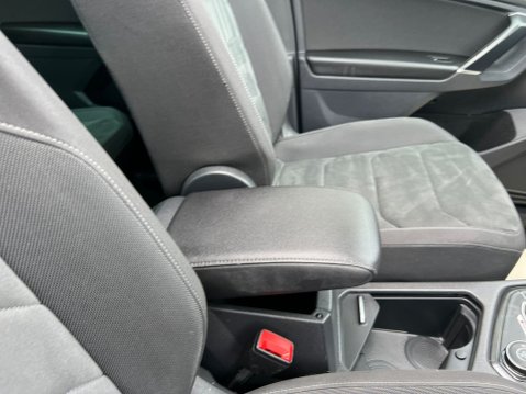 Volkswagen Tiguan SEL TDI BMT 4MOTION 37