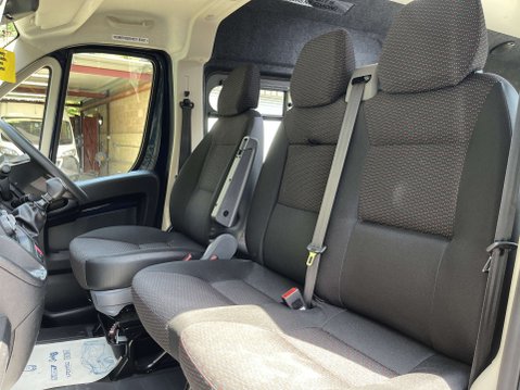 Peugeot Boxer L3H2 17-Seat Lightweight Non-D1 minibus with A/C, Cruise, Nav, Sensors, Tel 26