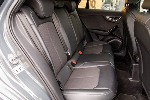 Audi Q2 TFSI S LINE BLACK EDITION 37