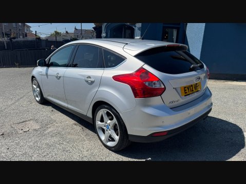 Ford Focus TITANIUM 4