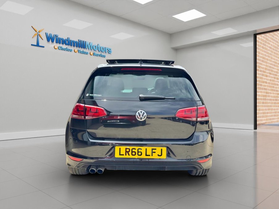 2016 Volkswagen Golf — image 7