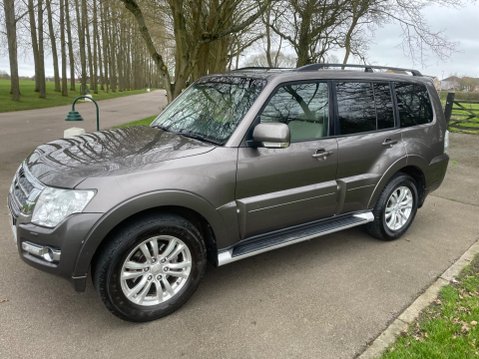 Mitsubishi Shogun 3.2 DI-DC SG3 Auto 4WD Euro 5 5dr LWB 4