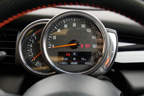 Mini Cooper Hatchback 1.5 Cooper Sport II 3dr 14