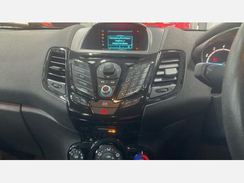 Ford Fiesta 1.0T EcoBoost Zetec Euro 5 (s/s) 5dr 6
