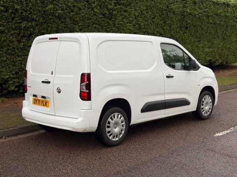 Vauxhall Combo 1.5 Turbo D 2300 Sportive L1 H1 Euro 6 4dr 5