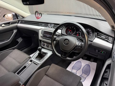 Volkswagen Passat 2.0 TDI BlueMotion Tech SE Business Euro 6 (s/s) 5dr 2