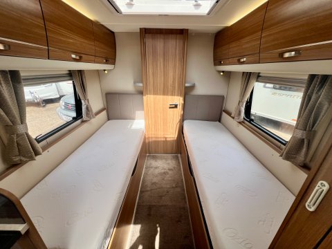 Compass Kensington 574  21