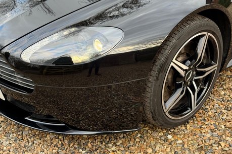 Aston Martin Vantage S V8 ROADSTER 46