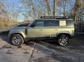 Land Rover Defender HSE MHEV 5