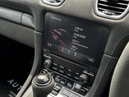 Porsche 718 CAYMAN GT4 RS PDK 93