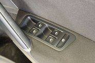 Volkswagen Golf 1.2 TSI BlueMotion Tech S Hatchback 5dr Petrol DSG Euro 5 (s/s) (105 ps) 53