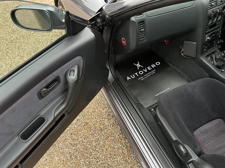 Nissan GT-R R33 V-Spec (Series 3) 70