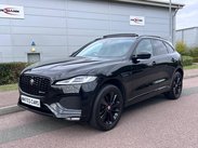 Jaguar F-Pace 2.0 D200 MHEV R-Dynamic SE Auto AWD Euro 6 (s/s) 5dr 7
