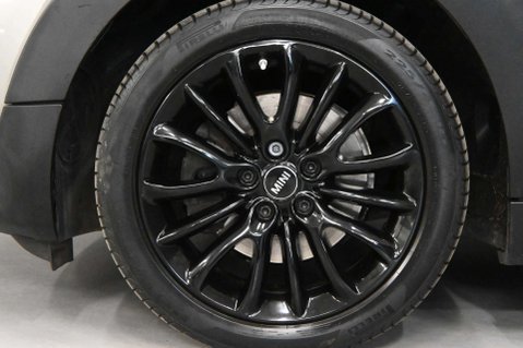 Mini Clubman 1.5 Clubman Cooper Auto 6dr 39