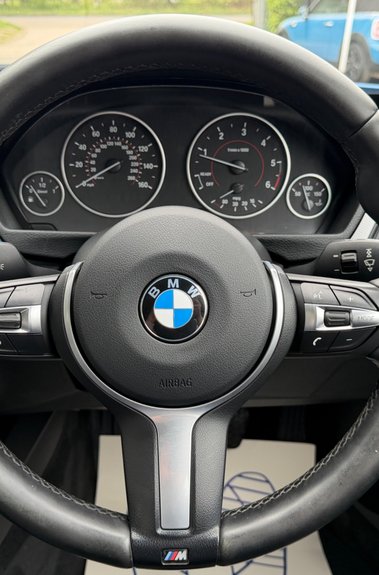 BMW 3 Series 320D XDRIVE M SPORT TOURING -CAMERA -MEMORY SEATS -POWERFOLD -BUSINESS PACK 