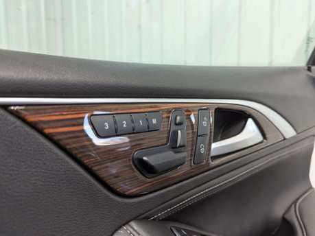 Infiniti Q30 2.1 Q30 Premium Tech D Semi-Auto 5dr 79