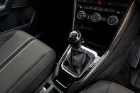 Volkswagen T-Roc SE TSI 33
