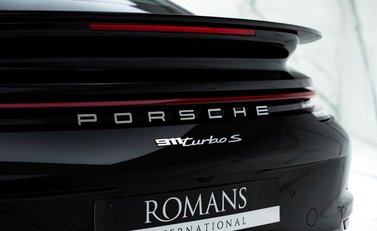 Porsche 911 Turbo S (992) 35