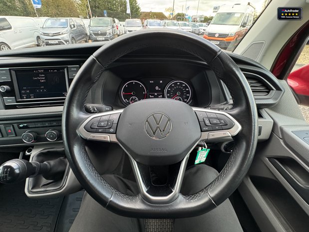 Volkswagen Transporter Kombi SWB [SOLD SM] L1H1 Highline Air Con Alloys Camera Sensors NO VAT SELE 18
