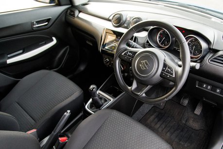Suzuki Swift SZ-L DUALJET MHEV