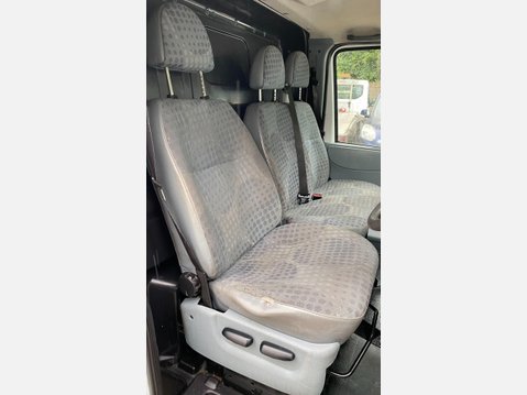 Ford Transit 2.2 TDCi 300 Duratorq FWD L2 H2 3dr 29