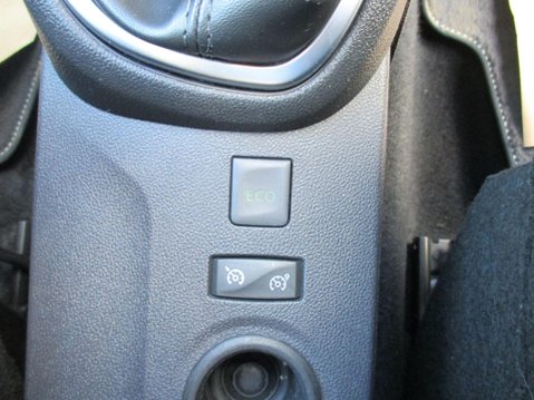 Renault Captur 0.9 TCe ENERGY Iconic Euro 6 (s/s) 5dr 44