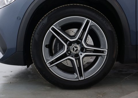 Mercedes-Benz GLA 1.3 GLA 180 AMG Line Premium Auto 5dr 15