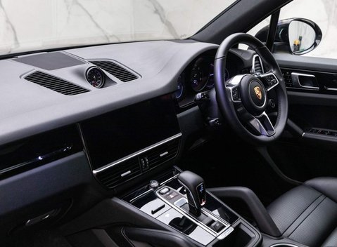 Porsche Cayenne V6 TIPTRONIC 12