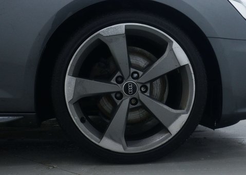 Audi A4 2.0 A4 S Line Black Edition 35 TFSI Semi-Auto 4dr 14