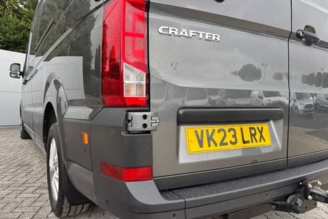 Volkswagen Crafter CR35 177 ps Tdi Trendline 4Motion DSG Panel Van - Diff Lock 24