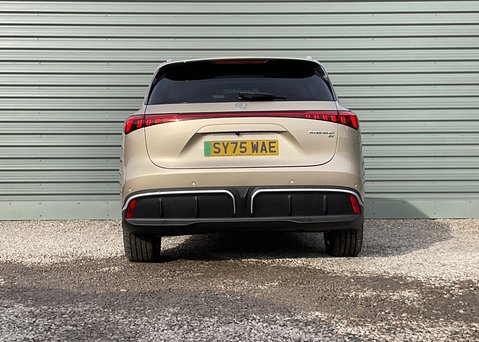 MG MGS6 EV 77kWh TROPHY 9