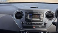 Hyundai i10 1.2 Premium Hatchback 5dr Petrol Auto Euro 6 (87 ps) 48