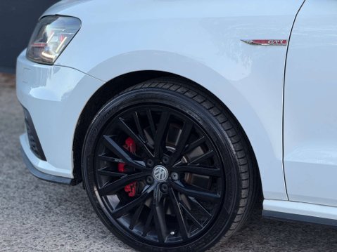 Volkswagen Polo 1.8 Polo GTi 3dr 31