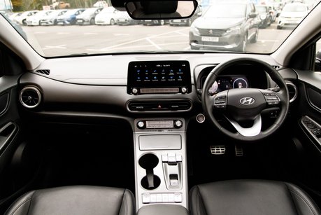 Hyundai KONA ULTIMATE