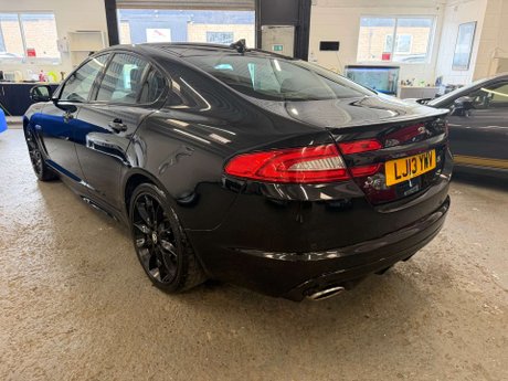 Jaguar XF 3.0d S V6 Premium Luxury Saloon 4dr Diesel Auto Euro 5 (s/s) (275 ps) 7