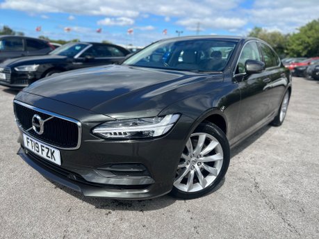 Volvo S90 2.0 T4 MOMENTUM PLUS AUTO