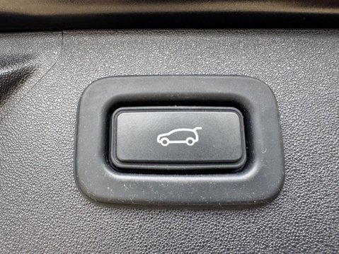 Land Rover Discovery Sport 2.0 D200 MHEV R-Dynamic HSE Auto 4WD Euro 6 (s/s) 5dr 43