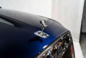 Rolls-Royce Ghost V12. STARLIGHT. H, C & M SEATS. REAR ENTERTAINMENT. HUD. A/CRUISE CONTROL 41