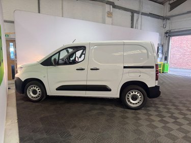 Peugeot Partner 1.5 Partner Professional Premium+ BHDi 1