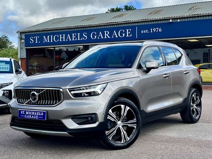 Volvo XC40 2.0 XC40 Inscription Pro T4 Auto 5dr