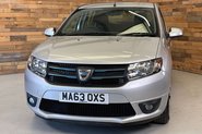Dacia Sandero 1.5 dCi Laureate Hatchback 5dr Diesel Manual Euro 5 (90 ps) 35