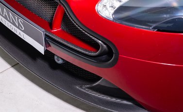 Aston Martin V12 Vantage s 28